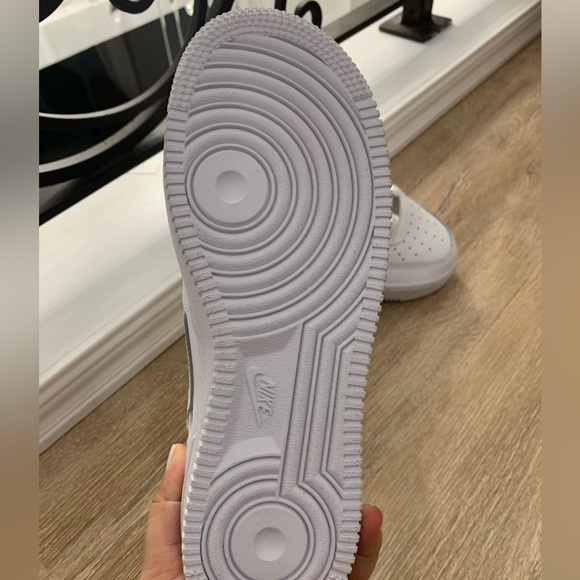 NIKE uptown custom limited edition handstitched detail never worn PRISTINE - Picture 2 of 4